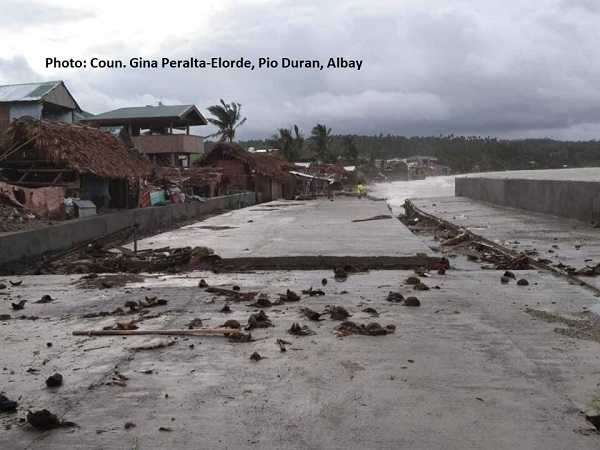 Với những gì 'siêu bão' số 9 đã làm với Philipines thì việc sơ tán người dân là rất cần thiết.