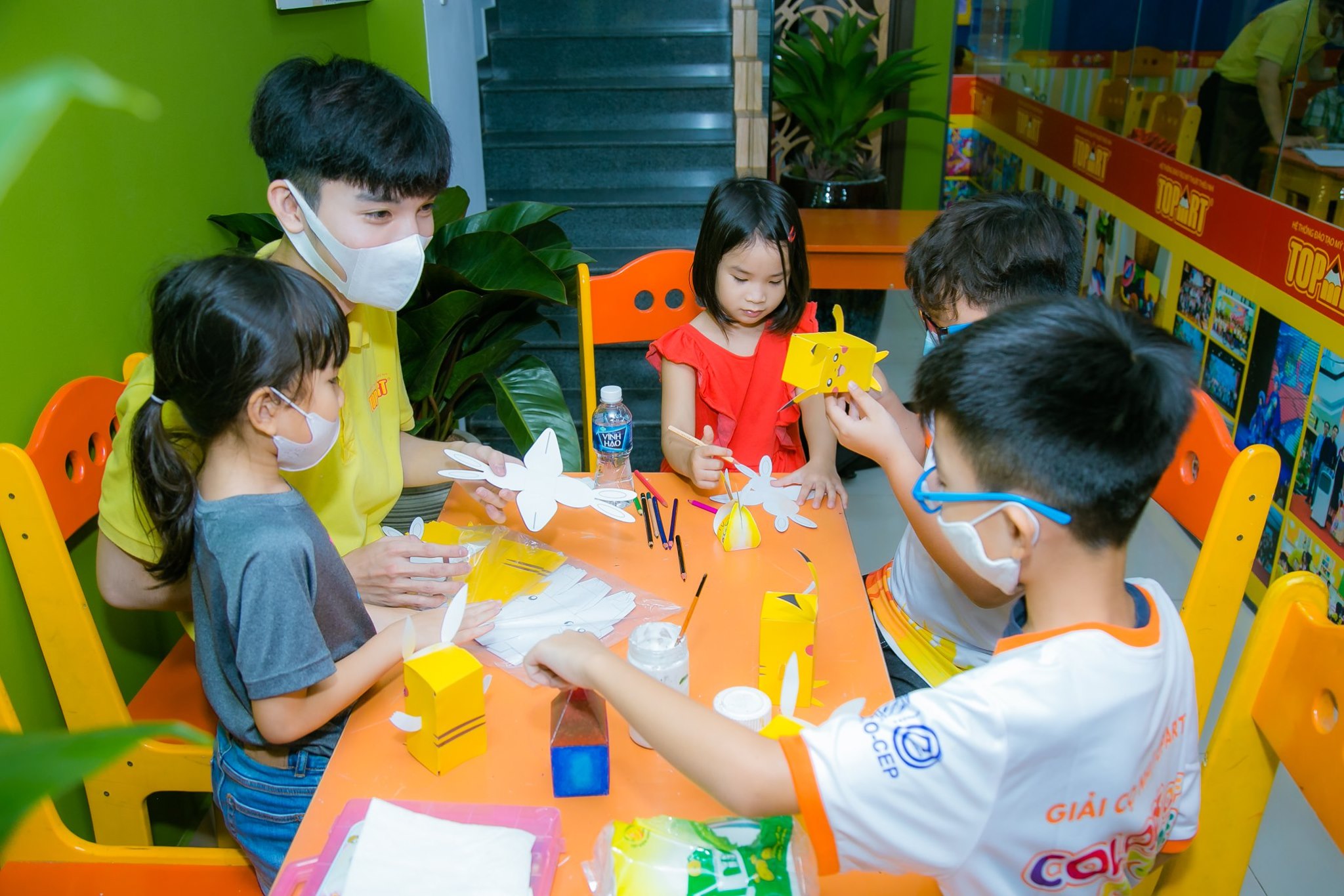 Lớp học vẽ mỹ thuật thiếu nhi quận Tân Phú