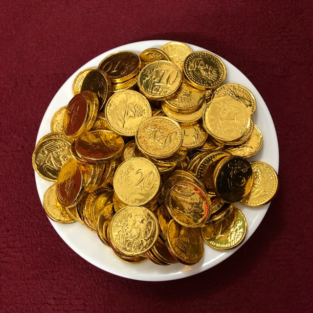 Socola đồng tiền huyền thoại mỗi dịp Tết. Hình: Sưu tầm
