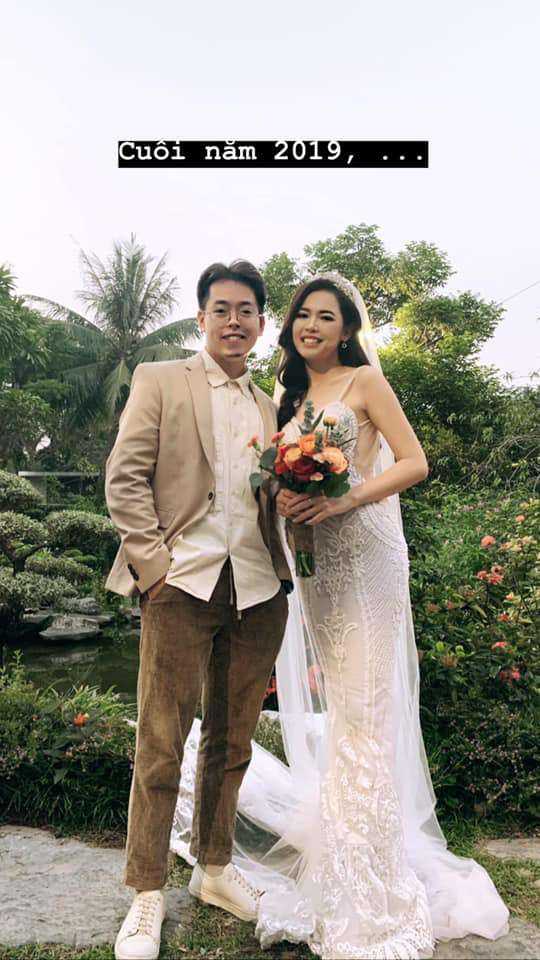 Top 5 Hoa hậu Hoàn vũ Việt Nam 2017 gây cảm động với câu chuyện cùng bạn thân 9 năm và tình yêu đẹp bên ông xã 10 năm  - Ảnh 2.