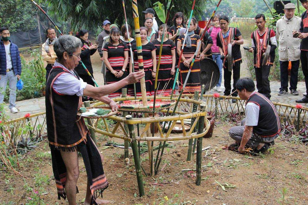 Du lịch Làng Văn Hóa ở Ba Vì