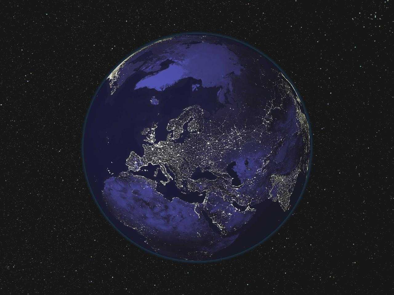 Ảnh Trái Đất về đêm được chụp từ ngoài không gian