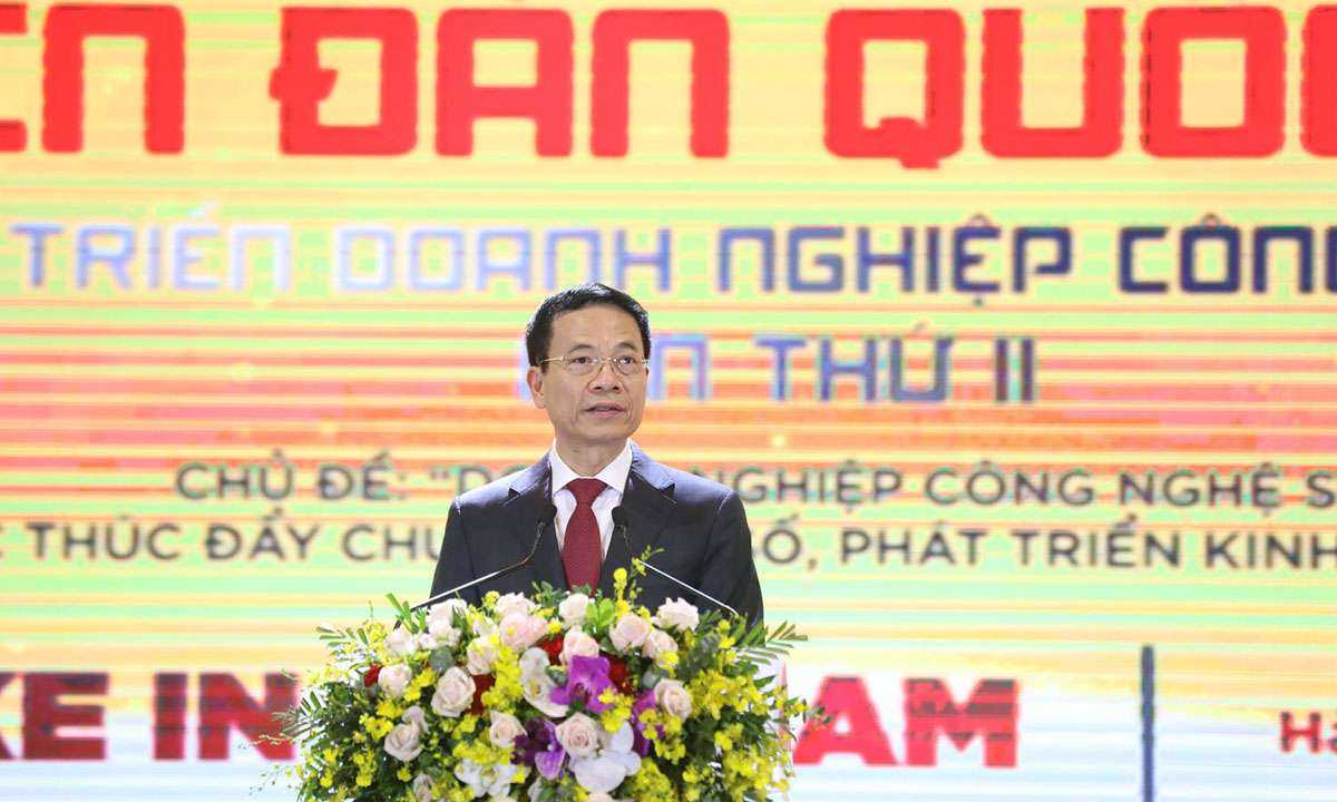 Bộ trưởng Nguyễn Mạnh Hùng phát biểu tại sự kiện VFTE 2020.