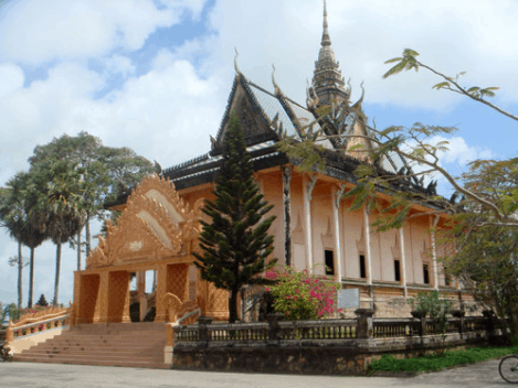 Chùa Xiêm Cán thể hiện nét văn hóa tín ngưỡng, tập tục của người Khmer