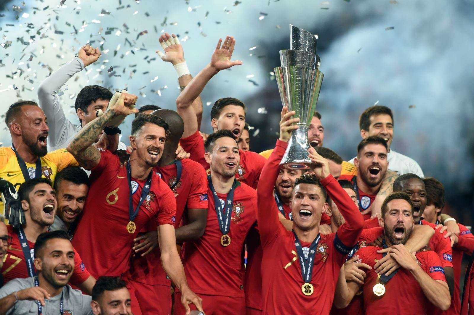 Tây Ban Nha trở thành đội bóng vô địch châu  u nhiều nhất.