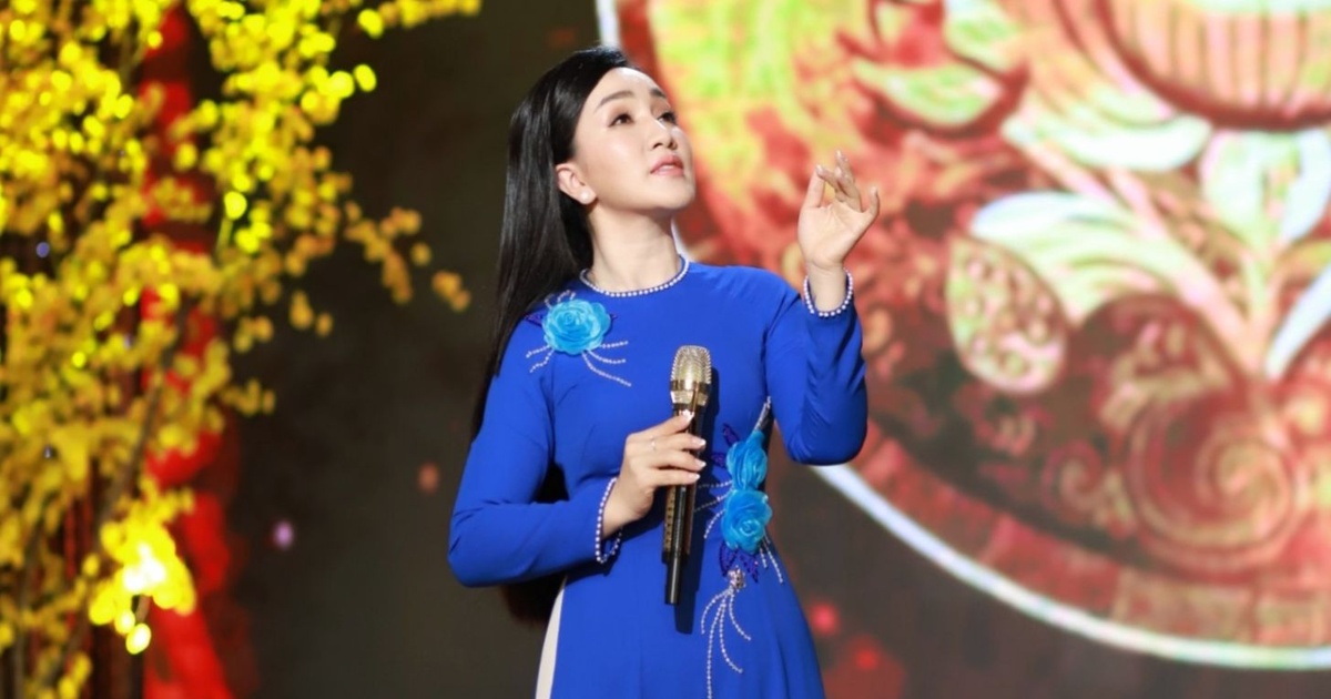 Hà Vân hát 'Quà xuân cho mẹ', kể kỷ niệm không thể về nhà đón giao thừa