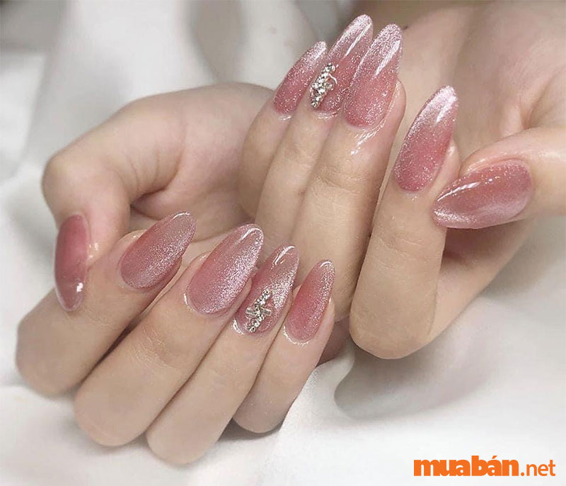 Ngọt ngào với mẫu nail mắt mèo hồng