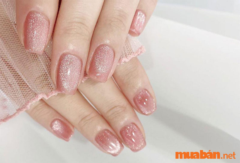 Nhẹ nhàng cũng mẫu nail kim tuyến mắt mèo hồng