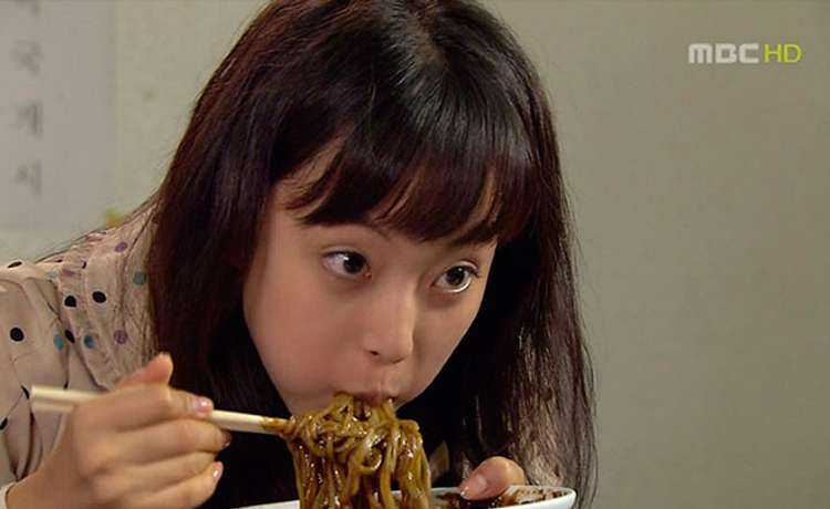 Top 15 món ăn / thức uống thường xuyên xuất hiện trong phim truyền hình Hàn Quốc  - image 35