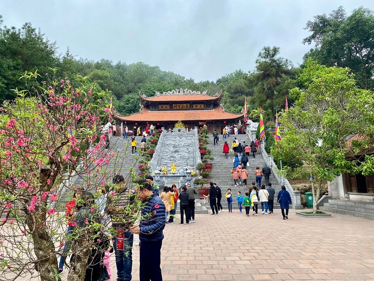 Đền thờ Chu Văn An với danh thơm Vạn thế sư biểu - ảnh 1