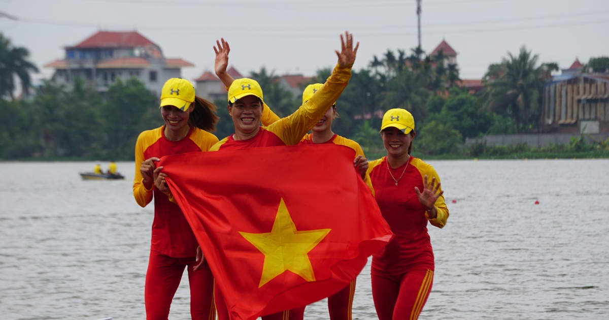 Bảng xếp hạng huy chương SEA Games 31 mới nhất hôm nay: Việt Nam chiếm ngôi đầu