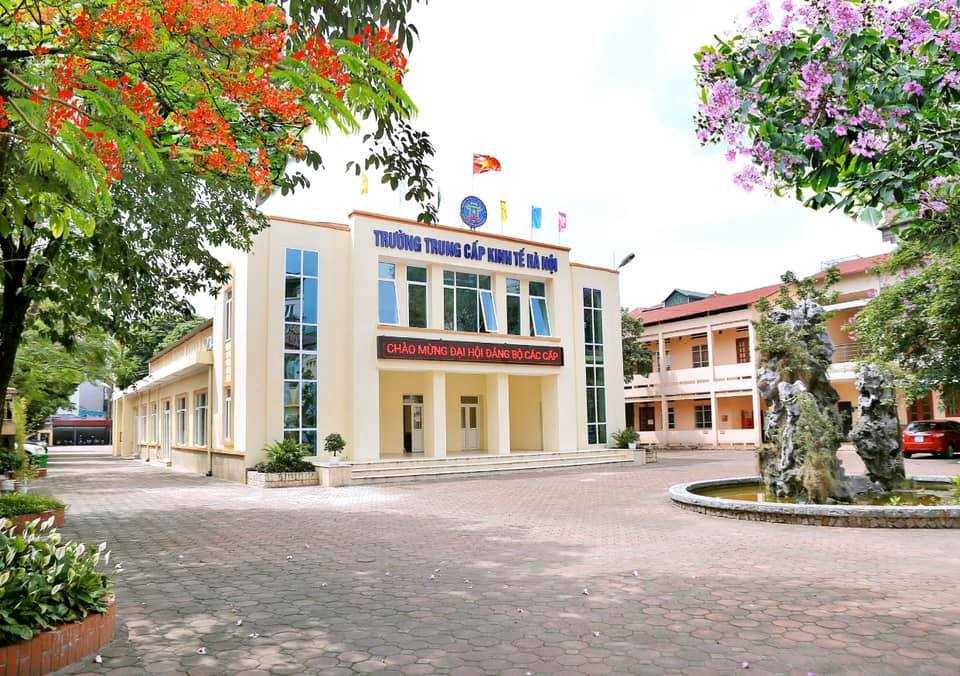 Trường Trung cấp Kinh tế Hà Nội
