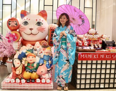 Những chú mèo may mắn Maneki Neko trong sự kiện Hello Sakura tại Sài Gòn