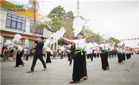 Rực rỡ sắc màu các dân tộc tại Nghĩa Lộ