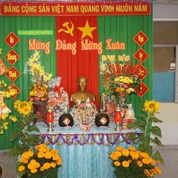 Cách trang trí bàn thờ tết trong quân đội hết sức đặc biệt