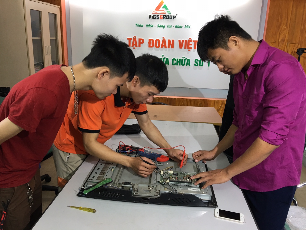 Khóa học sửa chữa board mạch điện tử công nghiệp