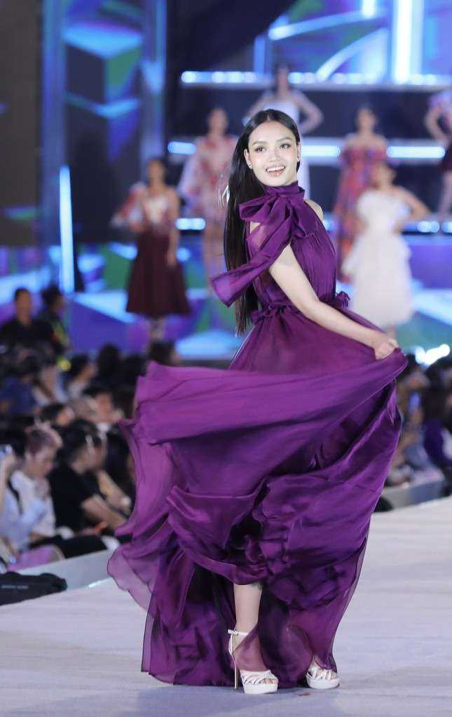 Công bố Top 5 Người đẹp Thời trang của Hoa hậu Việt Nam 2020 ảnh 32