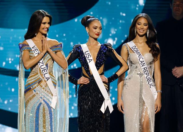 Tân Á hậu 2 Miss Universe mặc lại váy dạ hội của Á hậu Kim Duyên-1