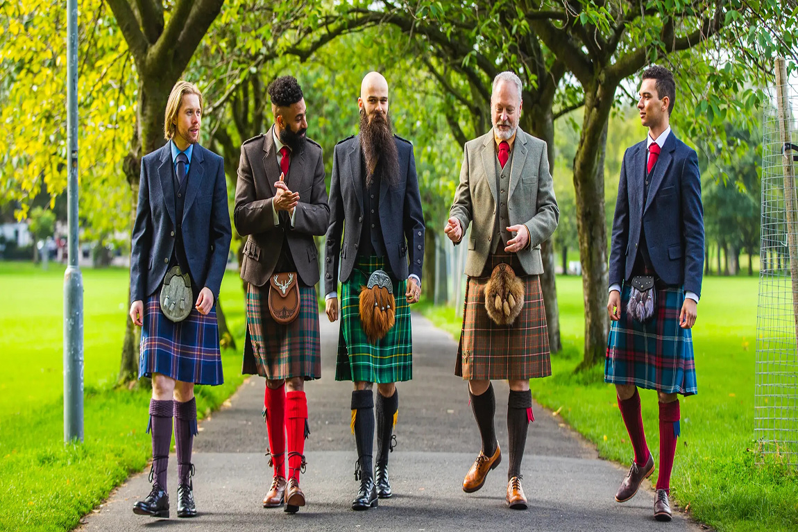 DU LỊCH ANH-SCOTLAND - CHIẾC VÁY KILT TRUYỀN THỐNG CỦA NHỮNG NGƯỜI ĐÀN ÔNG