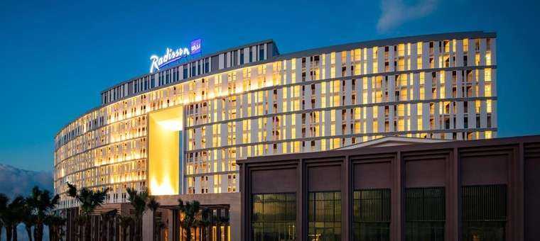 Khách sạn Radisson Blu Resort Cam Ranh
