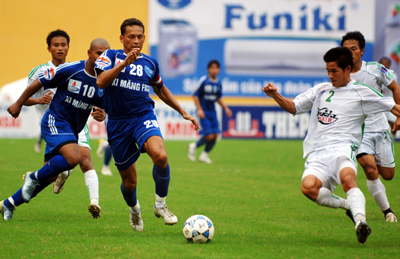 Sự thất bại của 3 đội dẫn đầu tại Vòng 5 V-League 2007