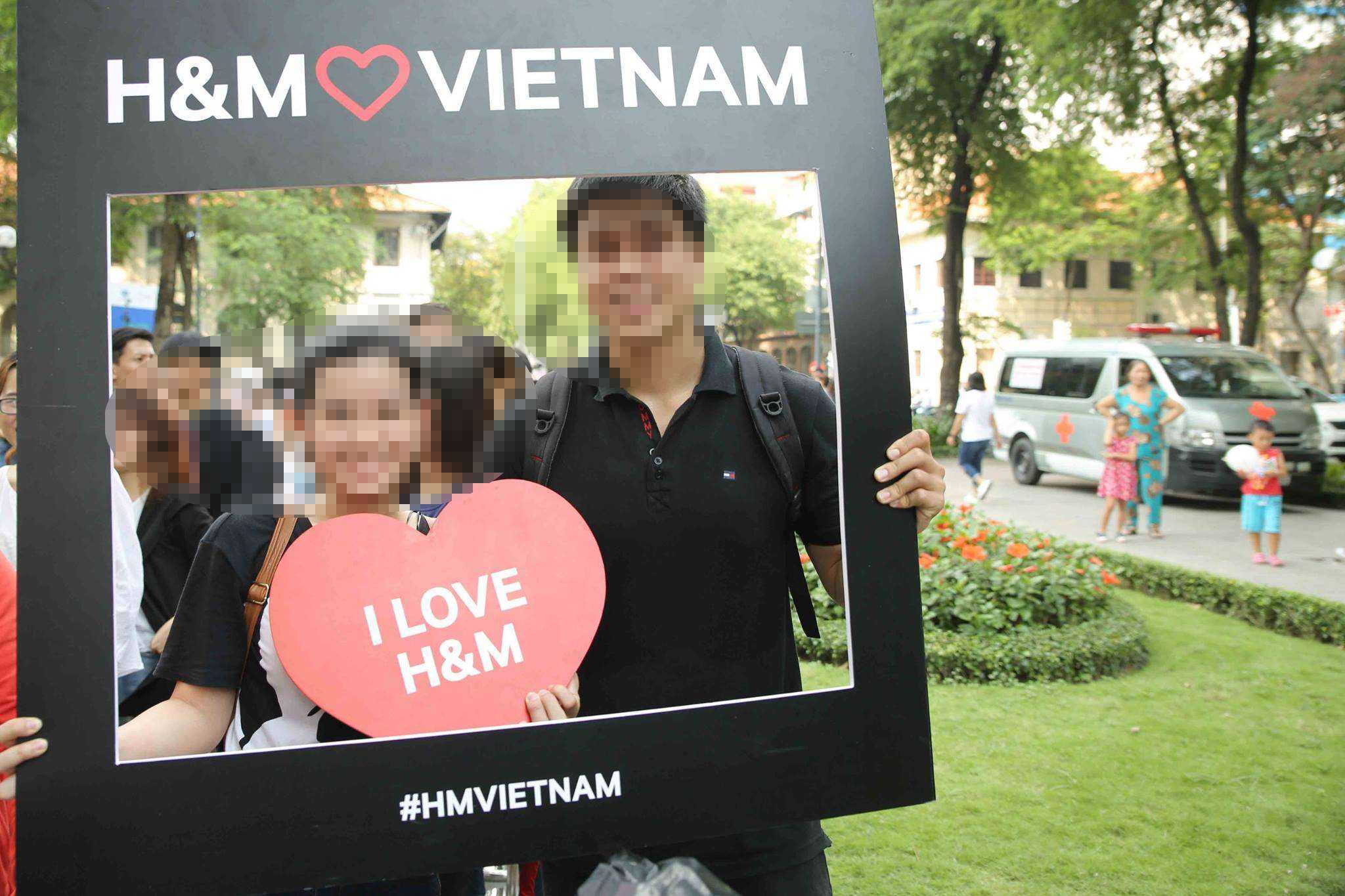 H&M Việt Nam ra sao giữa 'tâm bão' nghi vấn ủng hộ 'đường lưỡi bò'? - ảnh 2