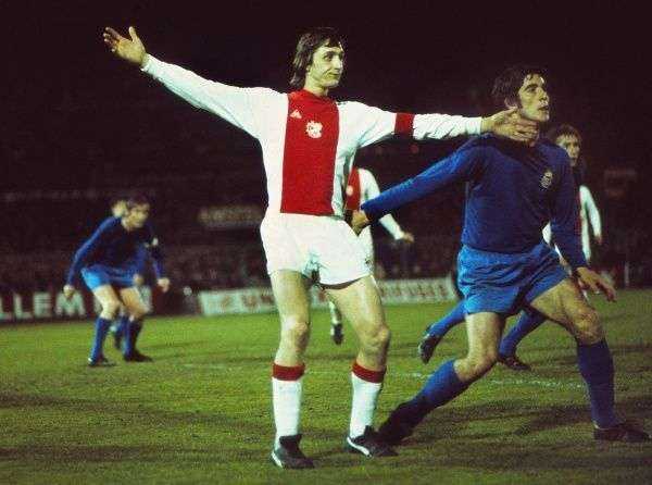 Ajax đánh bại Real năm 1973 với sự xuất sắc của Johan Cruyff