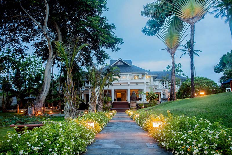 8-Villa-Gajah-Putih-Bali