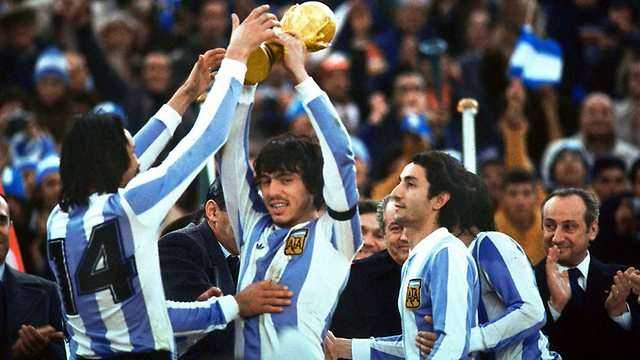  Argentina - 2 lần vô địch World cup 2