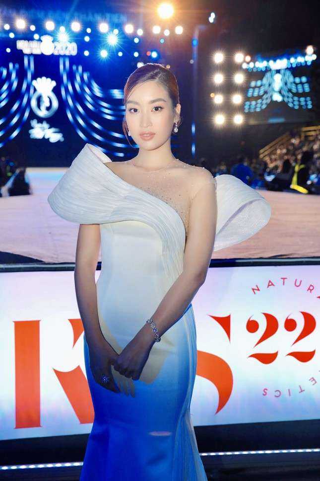 Công bố Top 5 Người đẹp Thời trang của Hoa hậu Việt Nam 2020 ảnh 14