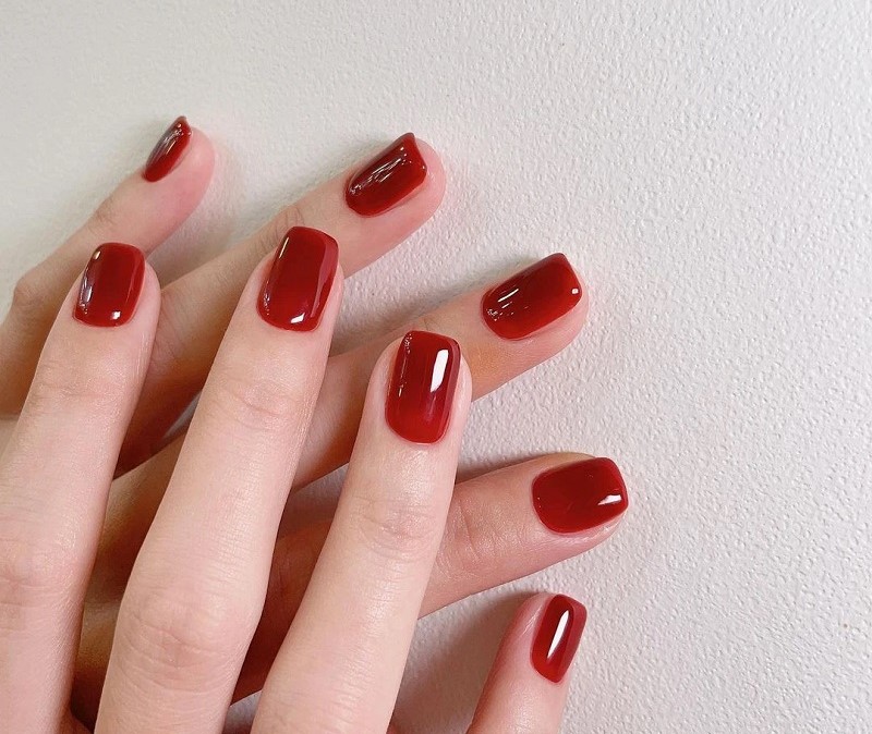 Mẫu nail màu đỏ 