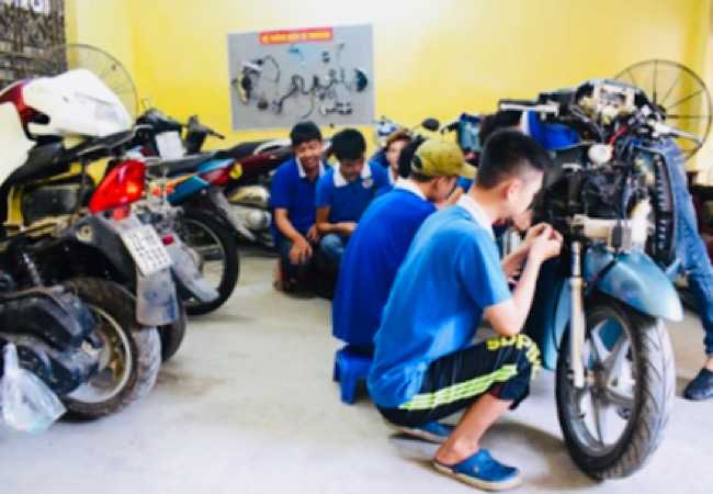 Trung tâm dạy nghề sửa chữa xe máy hà nội