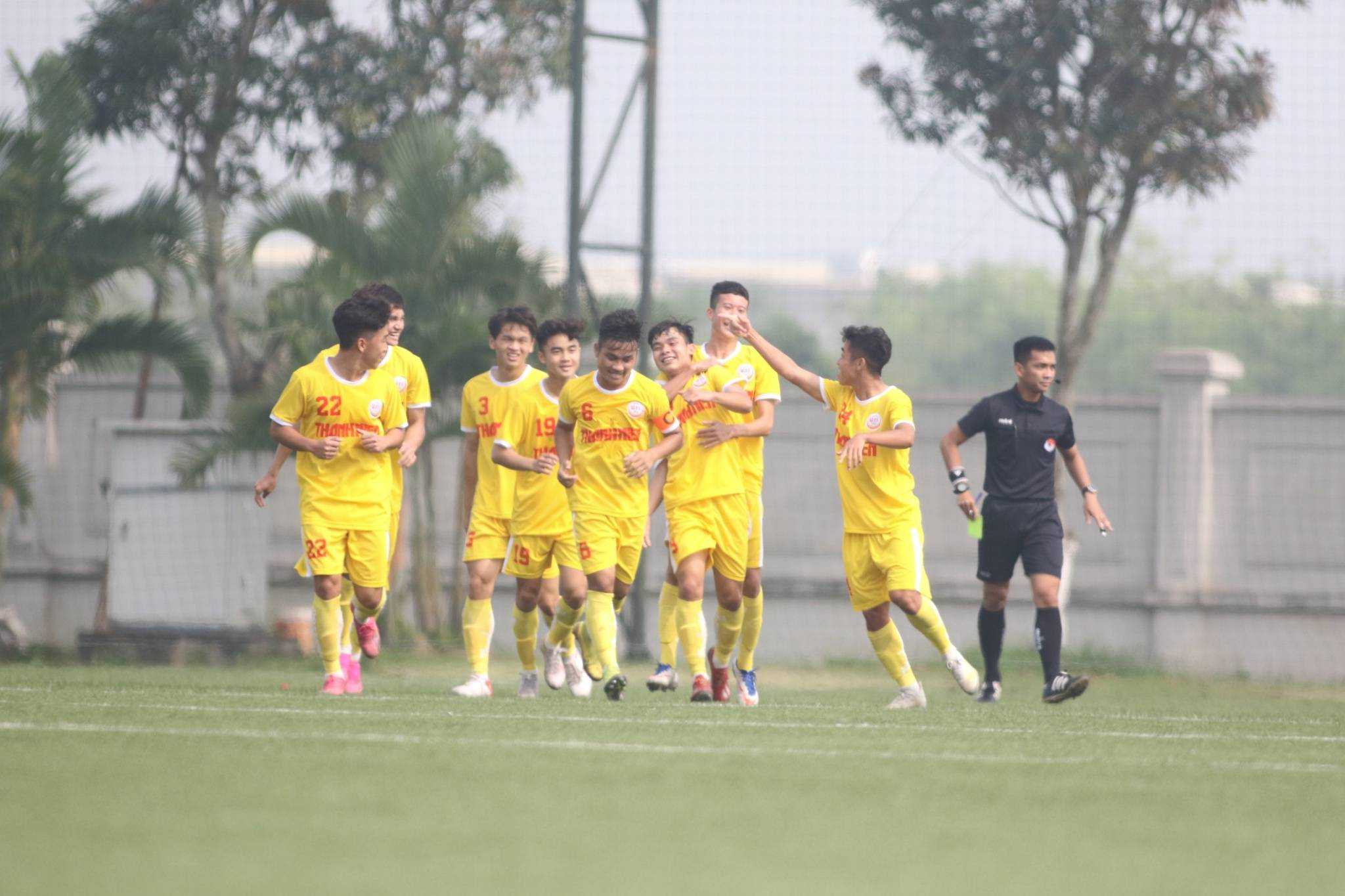 VCK giải U.19 quốc gia 2022, Thanh Hóa 4-2 Sài Gòn: Đội bóng xứ Thanh quá mạnh - ảnh 2