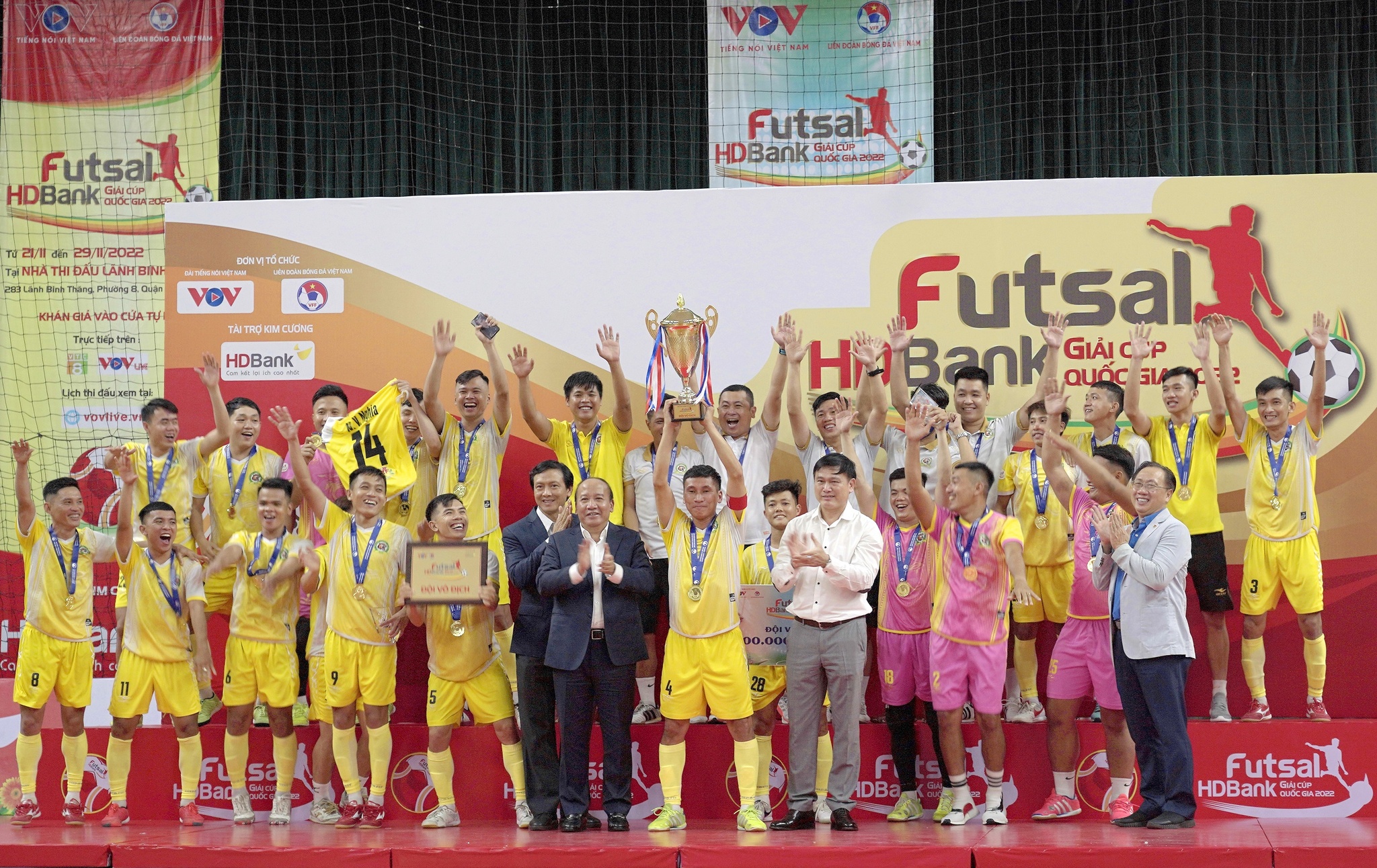 Futsal HDBank Cúp Quốc gia 2022 kết thúc: Nhiều bất ngờ, nhưng rất… hợp lý - ảnh 1