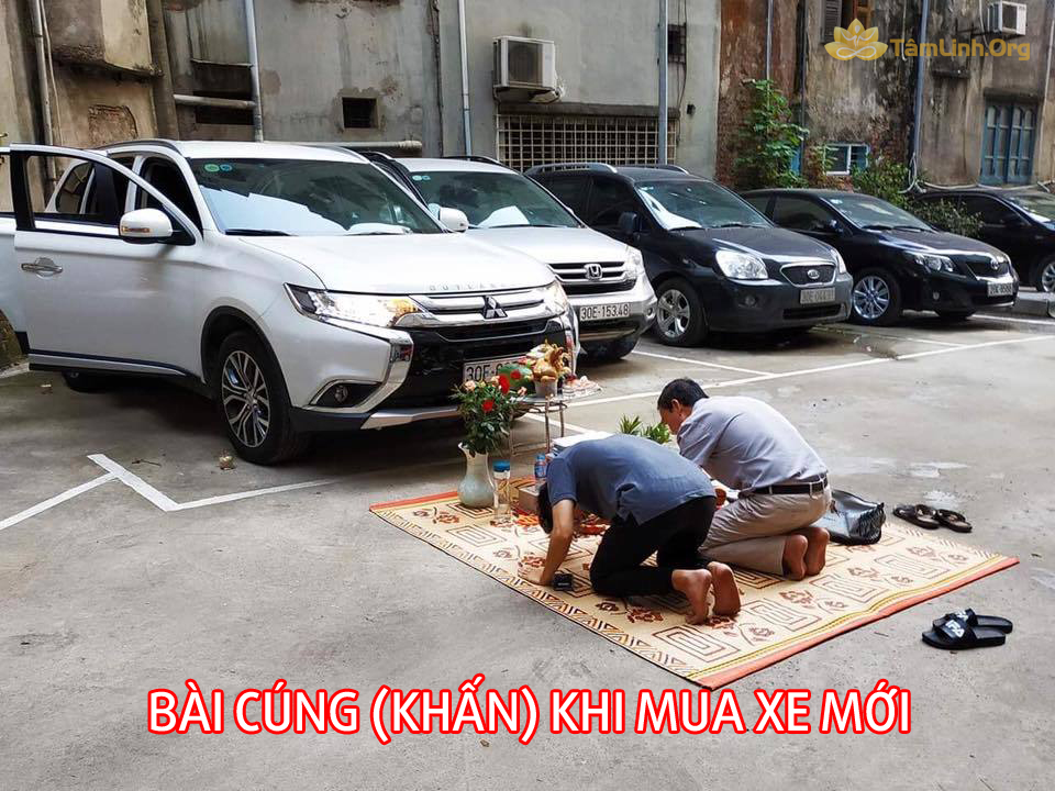 cách cúng xe mới