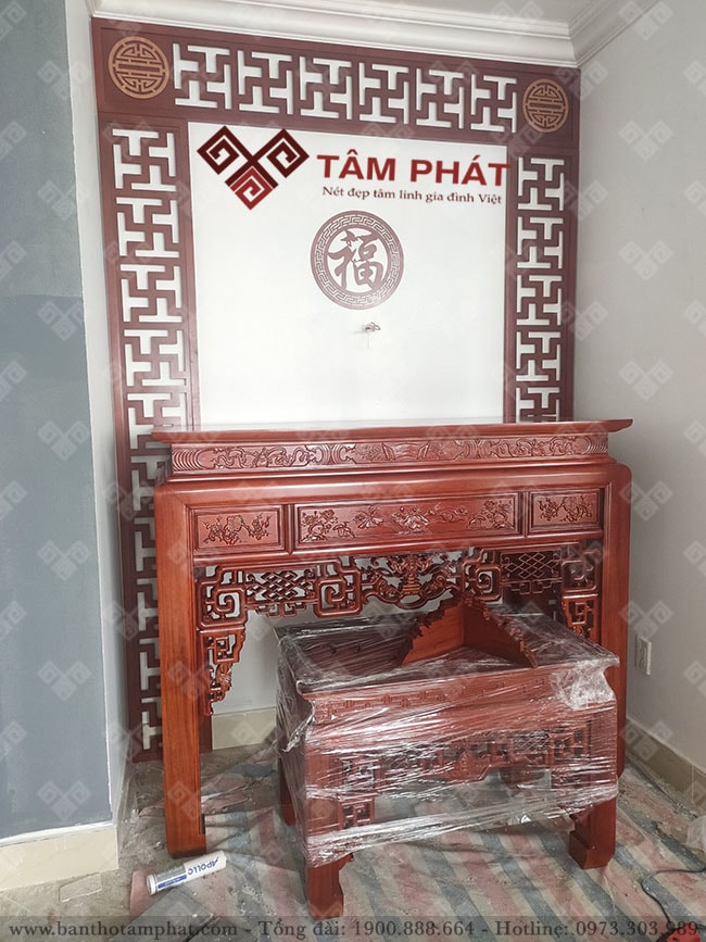 Văn khấn thay bàn thờ mới