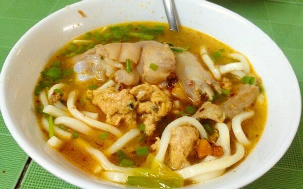 banh canh hue