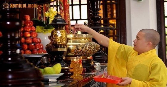 Bài văn khấn bốc bát hương gia tiên và bà cô ông mãnh