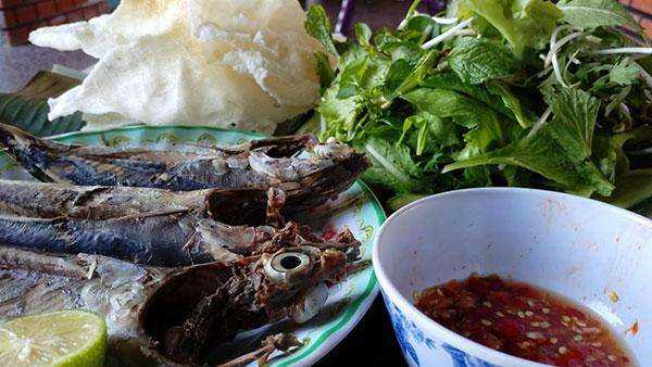 Cá Nục Cá ô Hấp đặc Sản Phú Yên