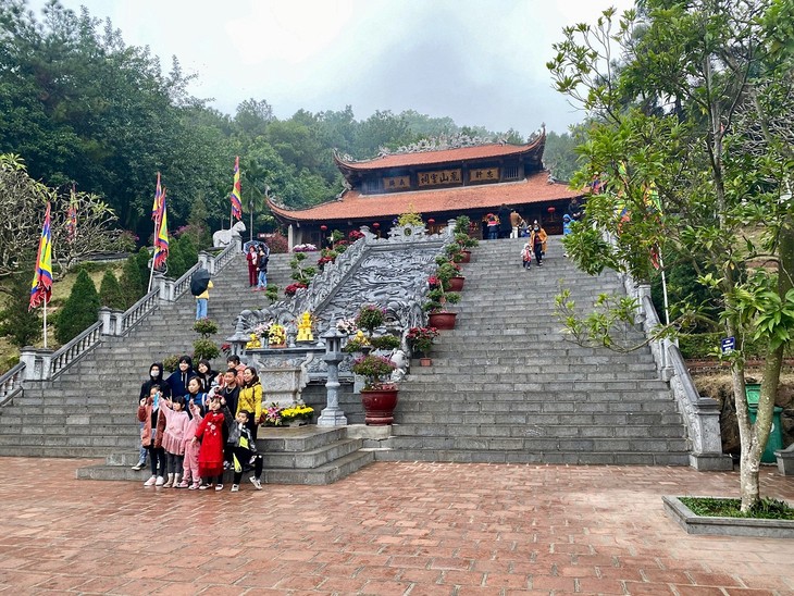 Đền thờ Chu Văn An với danh thơm Vạn thế sư biểu - ảnh 2