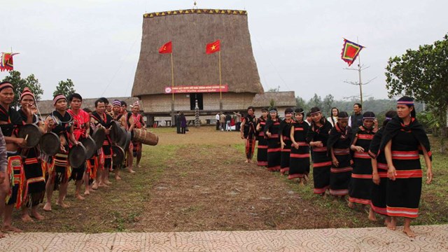 Chuyển đổi mô hình Làng Văn hóa - Du lịch các dân tộc Việt Nam