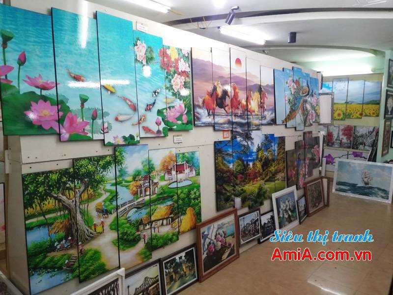 Cửa hàng bán tranh treo tường ở tại Hà Nội