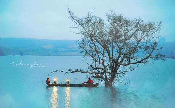 địa điểm du lịch Đức Trọng - bình yên trên hồ Đại Ninh