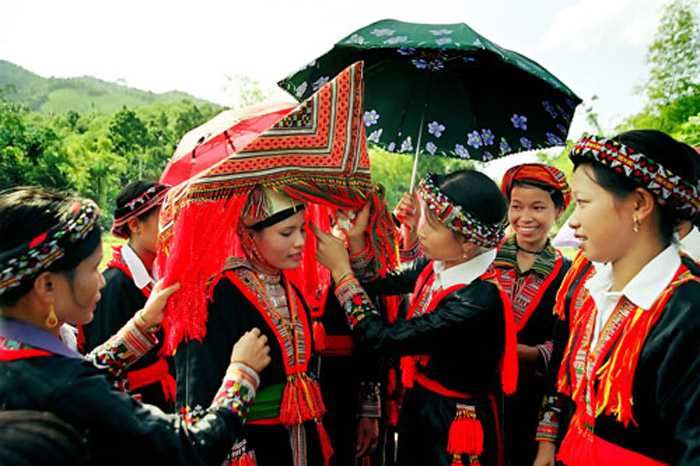 Doc Dao Net Van Hoa Cua Nguoi Hmong Tai Sapa 10