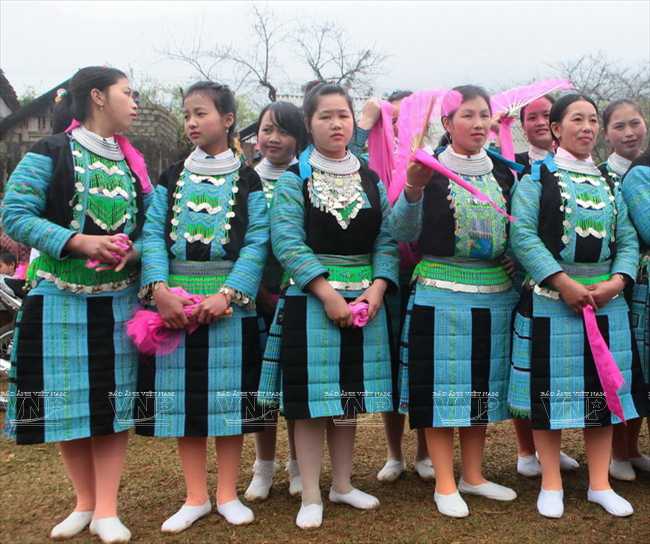 Doc Dao Net Van Hoa Cua Nguoi Hmong Tai Sapa 5