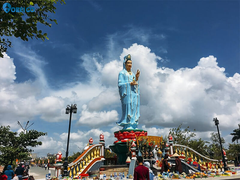 Du Lịch Mẹ Nam Hải Bạc Liêu: Địa Chỉ, Khách Sạn, Cách Di Chuyển, Ngày Vía, Cầu Nguyện, Lễ Vật Và Lưu Ý