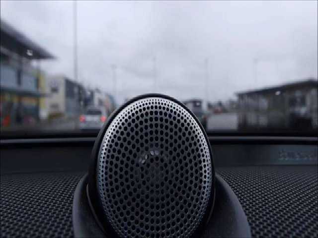 Hệ thống âm thanh Bowers&Wilkins trên Volvo XC90 2016