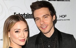 Hilary Duff bí mật kết hôn tại nhà riêng