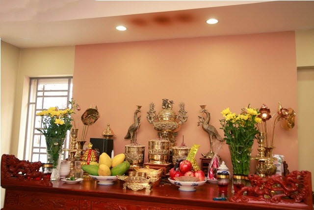 Cách bày hoa quả bàn thờ trong ngày rằm, lễ, Tết theo phong tục người Việt