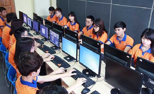 Học thiết kế đồ họa tại IT PLUS Academy